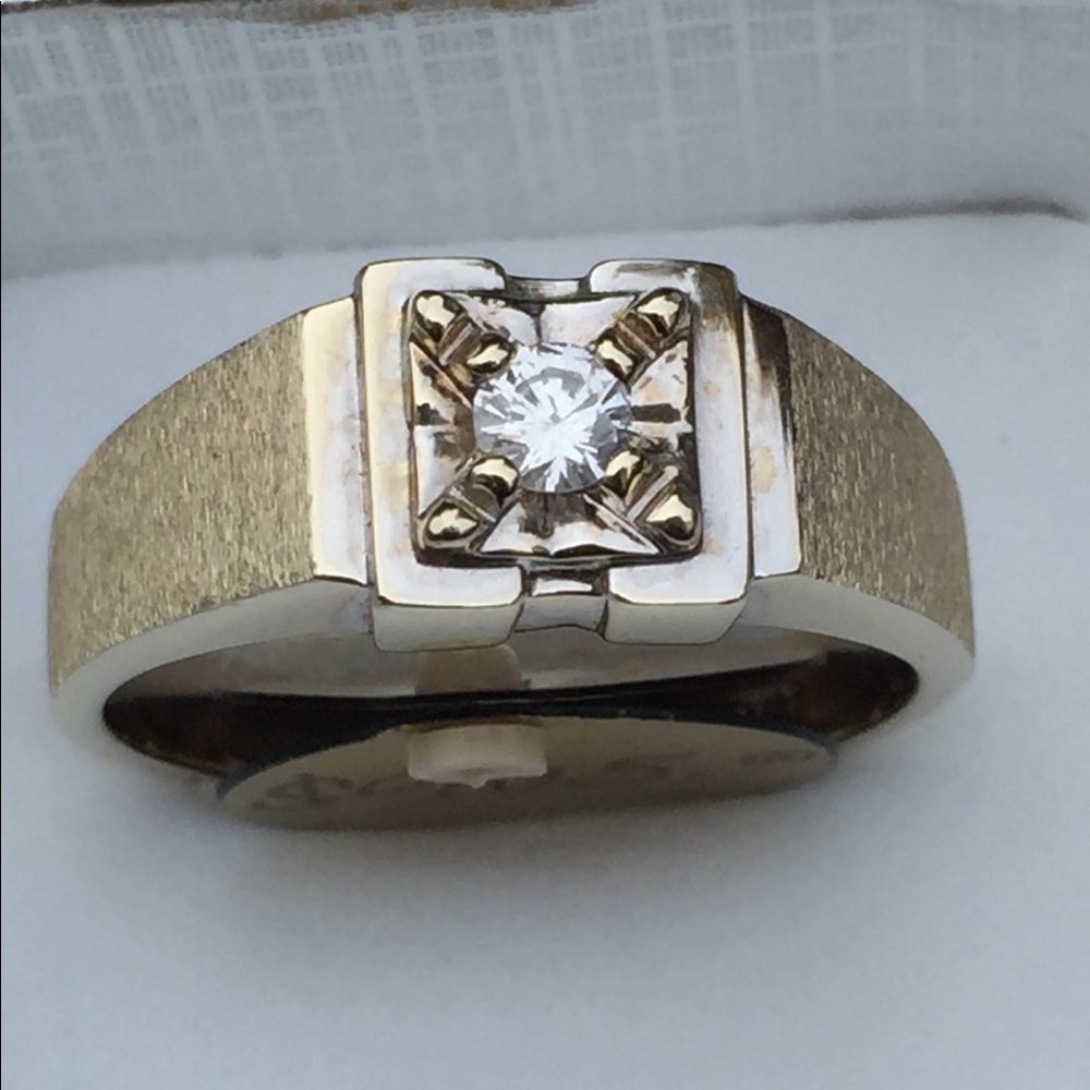 14k Gold Men’s Diamond Ring size 10